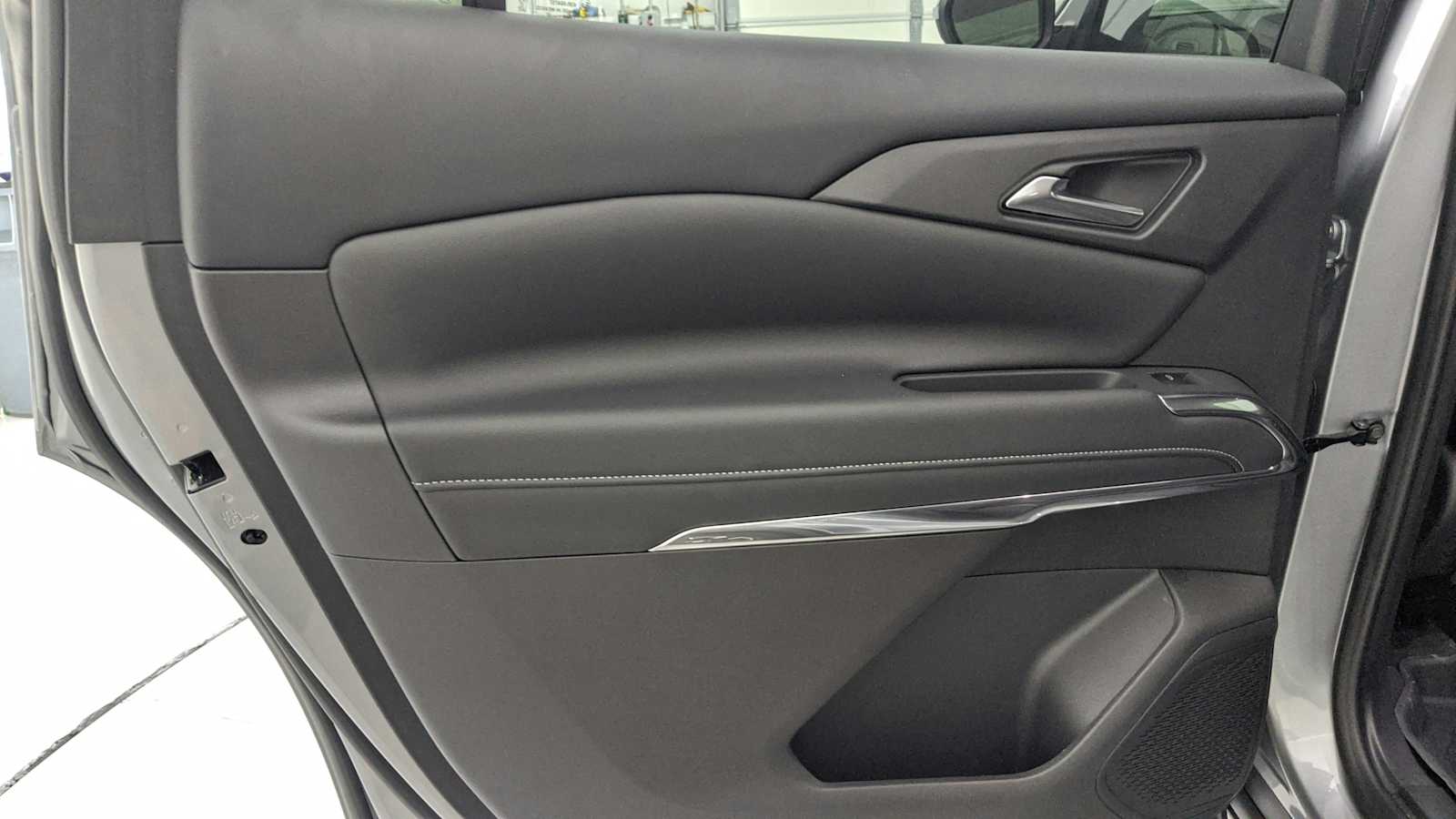 2026 Chevrolet Traverse LT - Photo 25