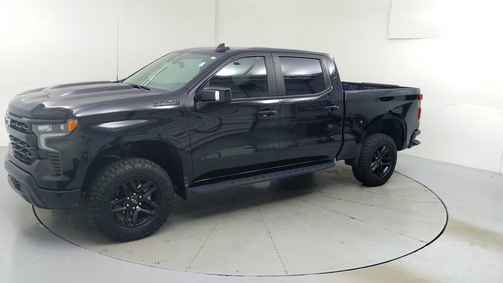 Used 2022 Chevrolet Silverado 1500 LT Trail Boss Truck Crew Cab