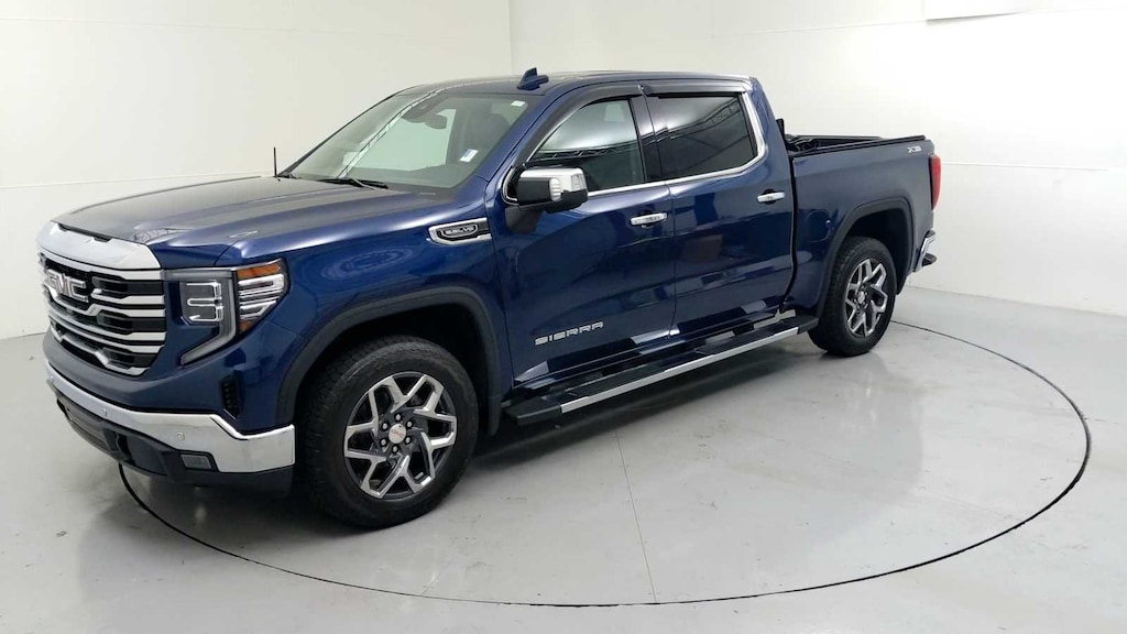 Used 2023 GMC Sierra 1500 SLT Truck Crew Cab