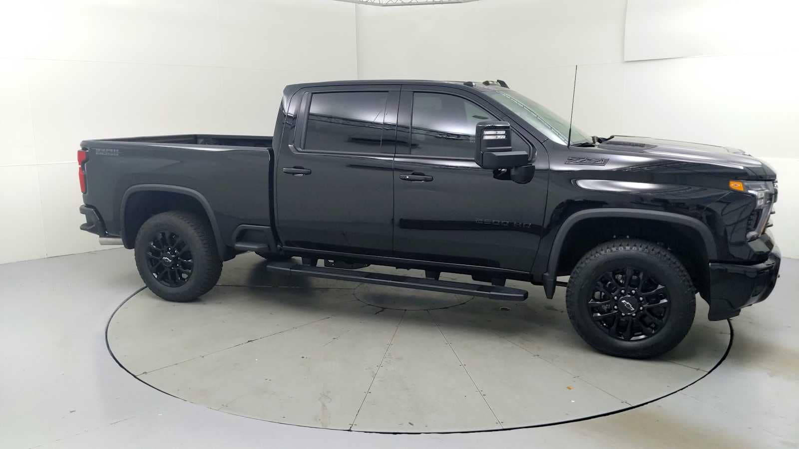 2026 Chevrolet Silverado 2500 HD LTZ - Photo 12