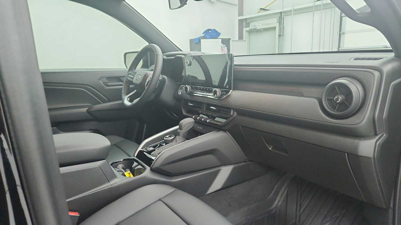 2026 Chevrolet Colorado Trail Boss - Photo 25