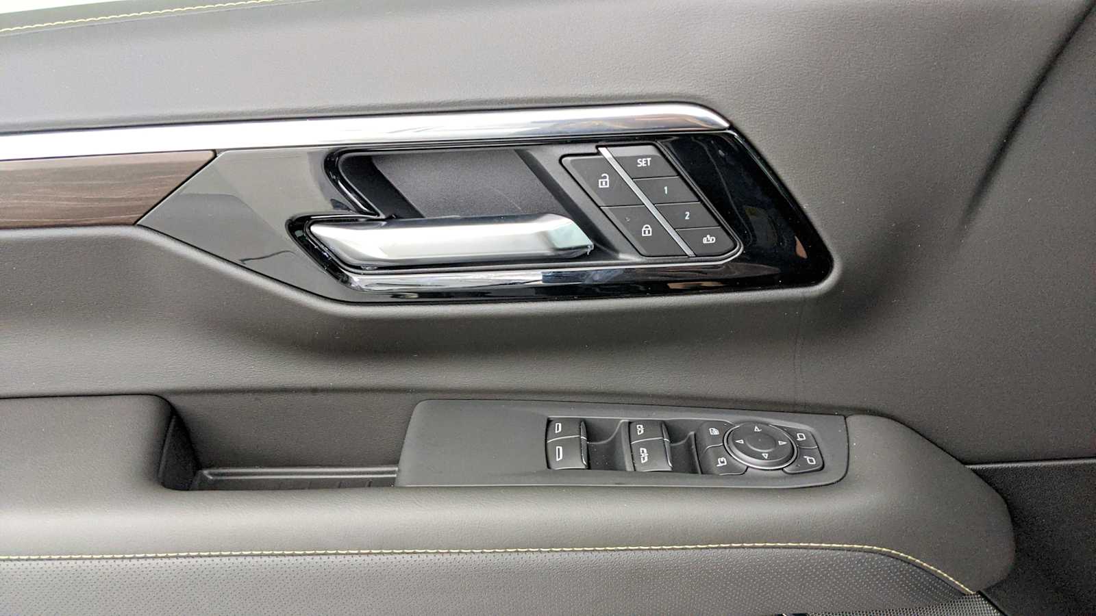 2026 Chevrolet Tahoe Premier - Photo 23