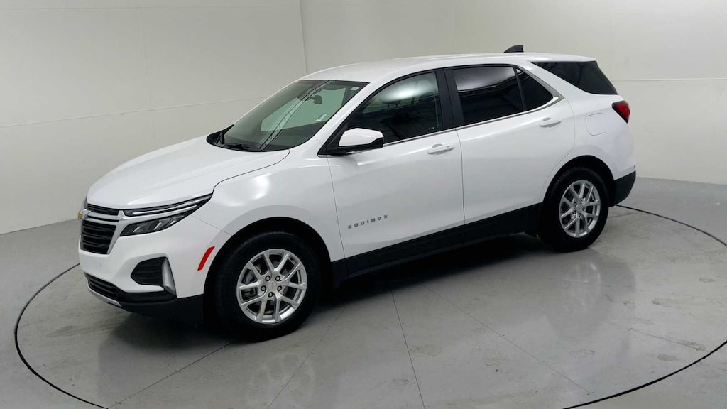 Used 2024 Chevrolet Equinox LT SUV
