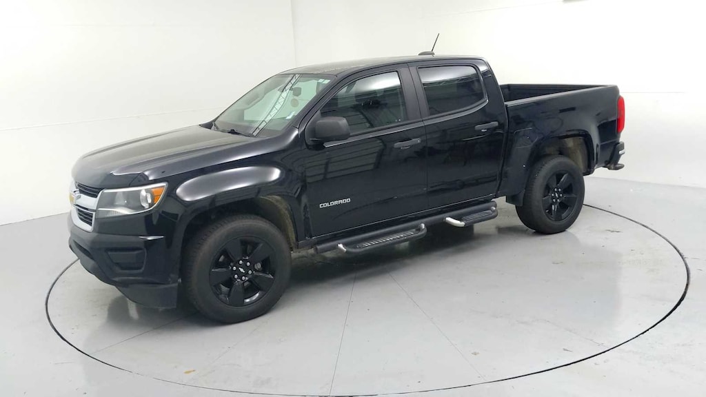 Used 2018 Chevrolet Colorado 2WD Work Truck Truck Crew Cab