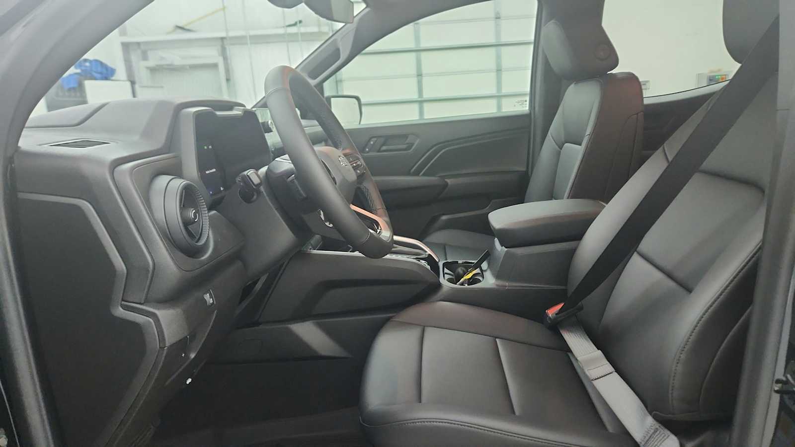 2026 Chevrolet Colorado Trail Boss - Photo 12