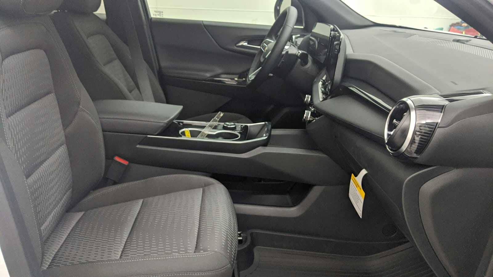 2026 Chevrolet Equinox LT - Photo 26