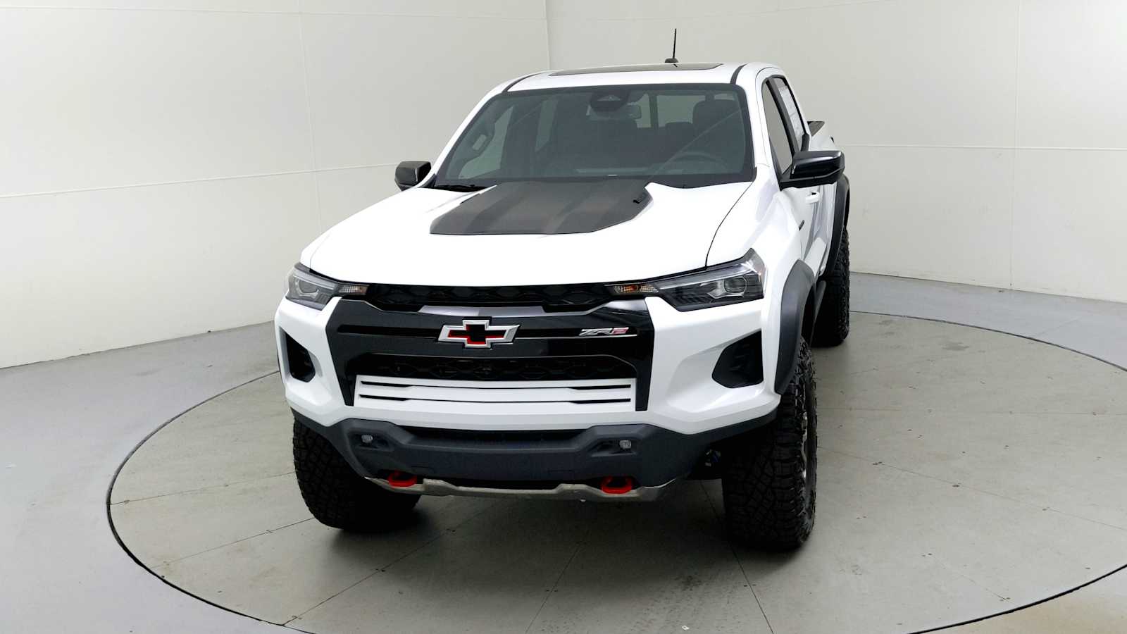2025 Chevrolet Colorado ZR2 photo 4