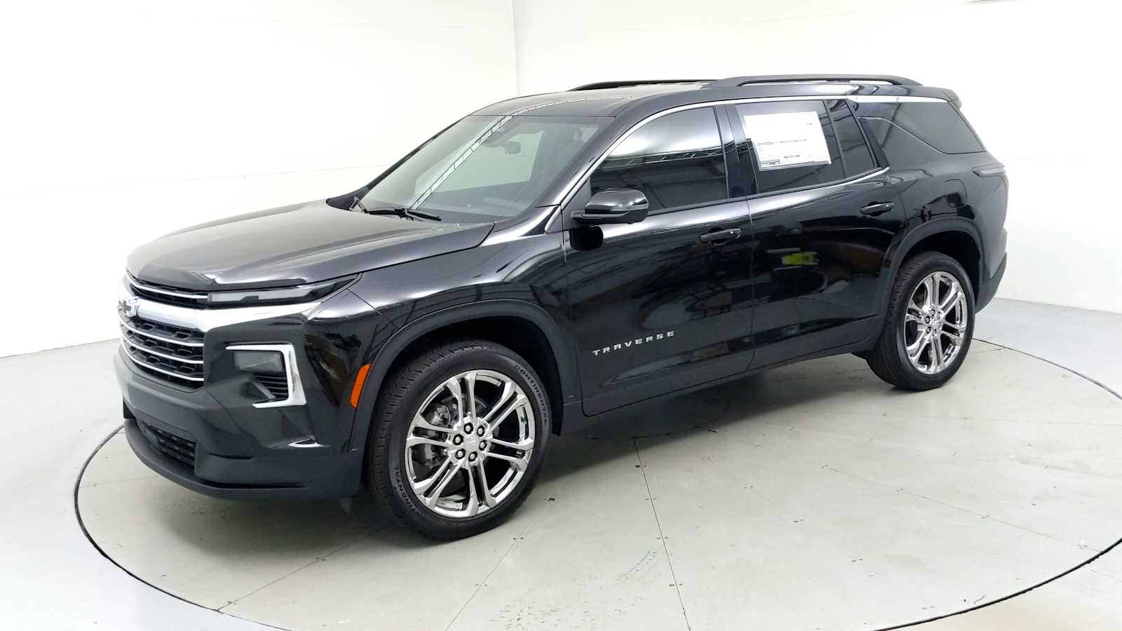 2026 Chevrolet Traverse photo 4