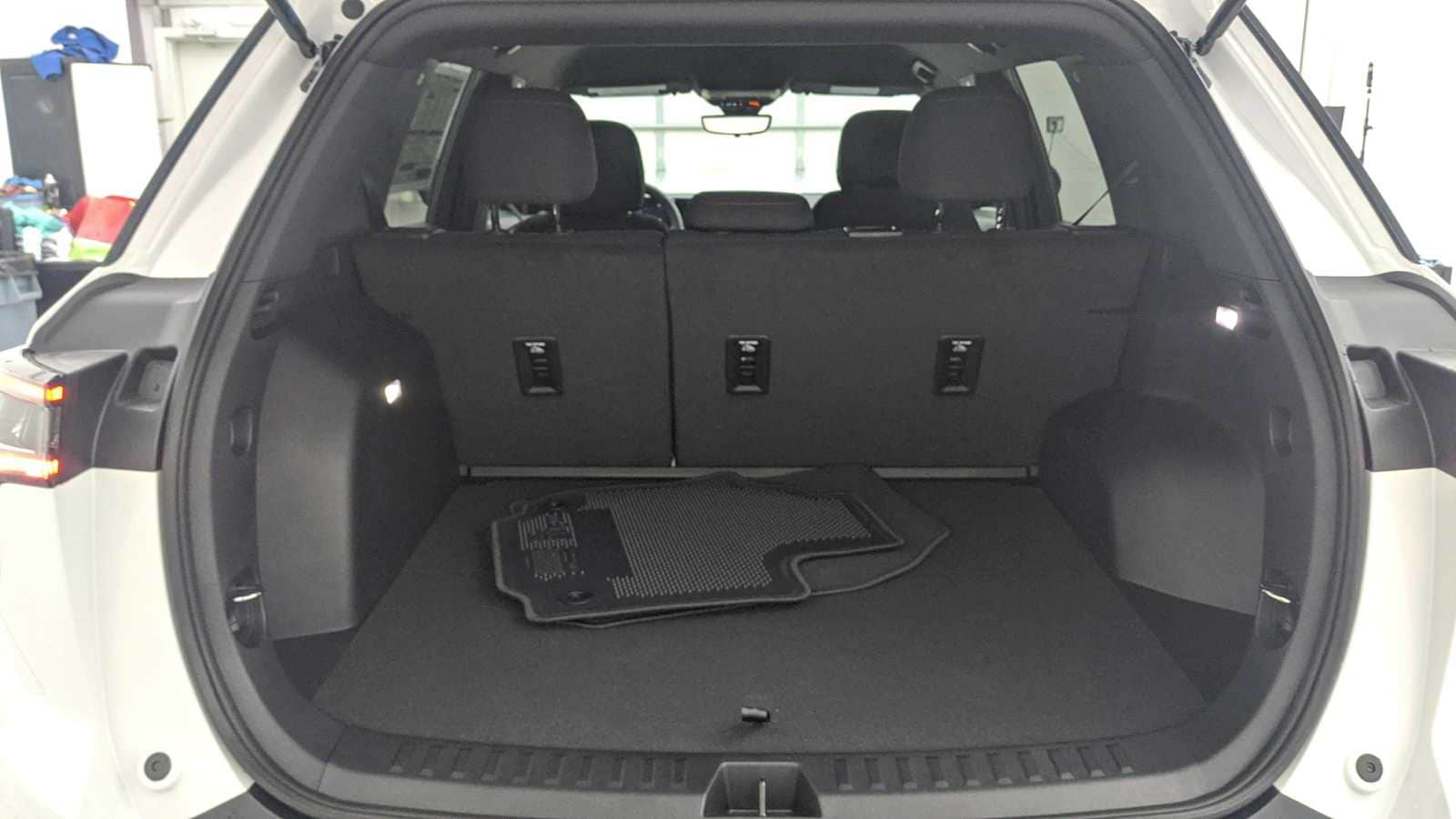 2026 Chevrolet Equinox LT - Photo 24