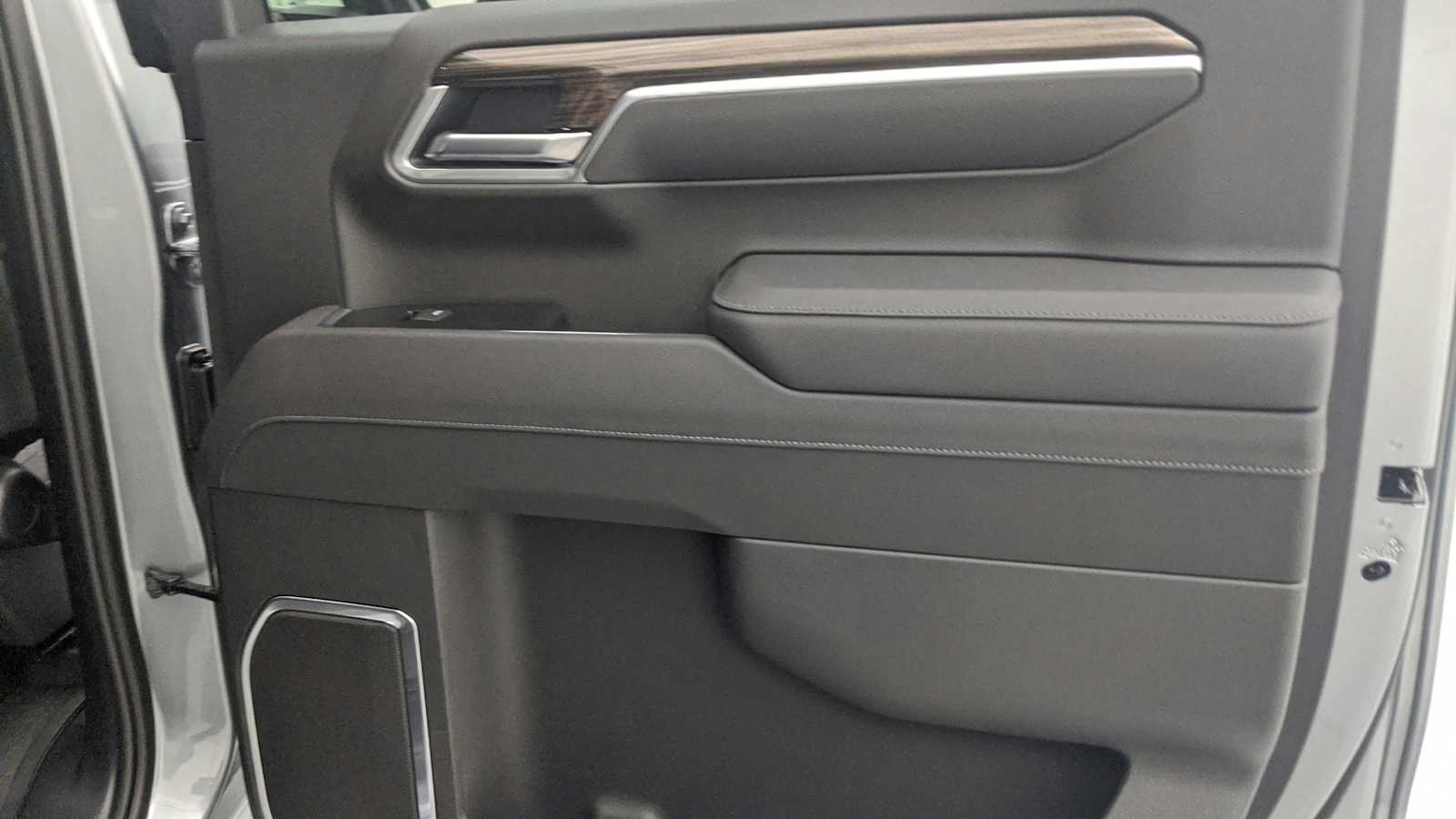 2026 Chevrolet Silverado 1500 RST - Photo 28