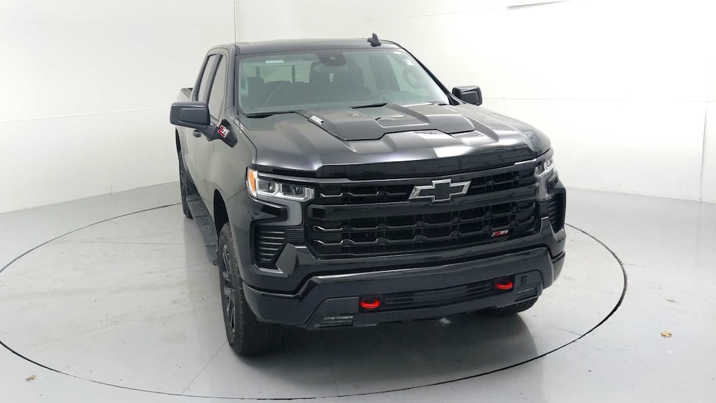 Used 2025 Chevrolet Silverado 1500 LT Trail Boss Truck Crew Cab