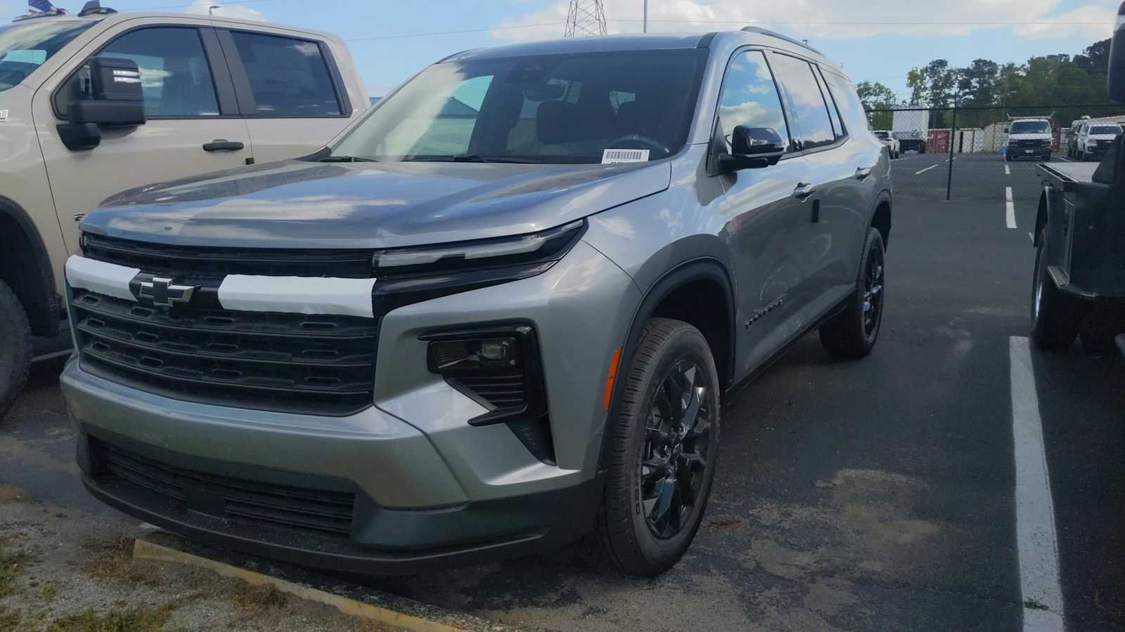 2026 Chevrolet Traverse LT - Photo 11