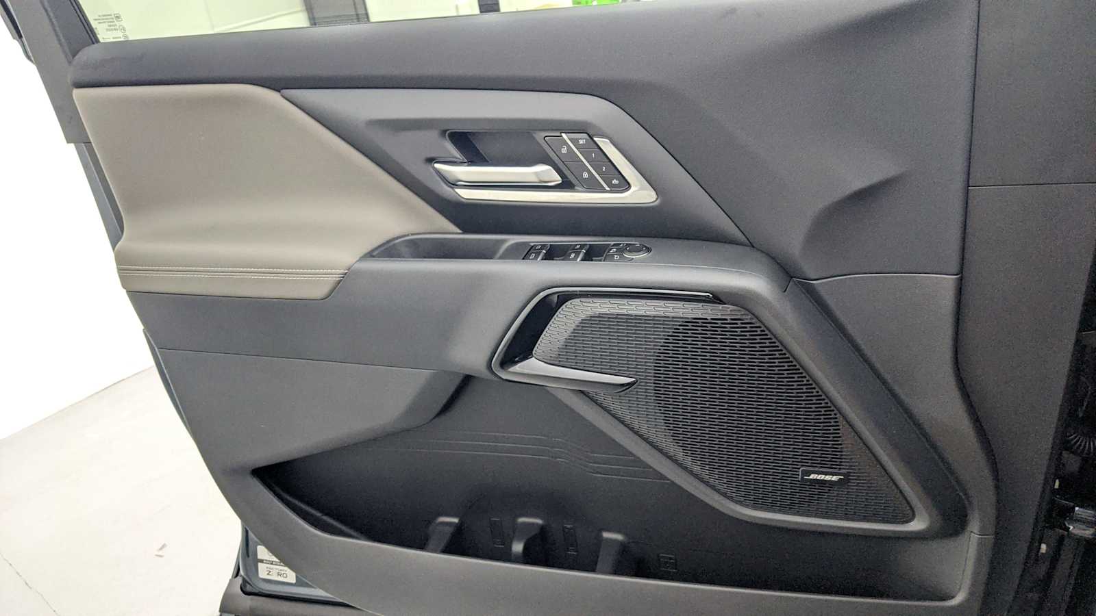 2026 Chevrolet Silverado EV Trail Boss - Photo 23