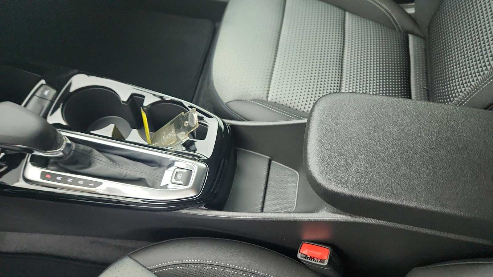 2026 Chevrolet Trax LT - Photo 16