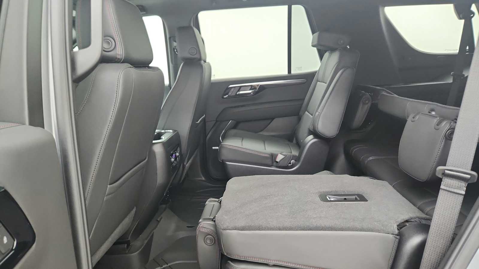 2026 Chevrolet Tahoe RST - Photo 23