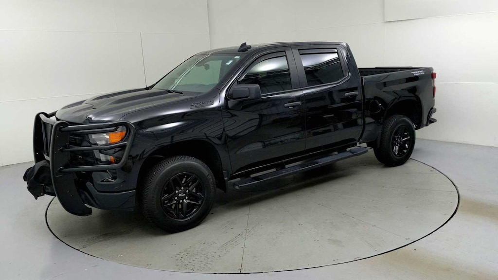 Used 2023 Chevrolet Silverado 1500 Custom Trail Boss Truck Crew Cab