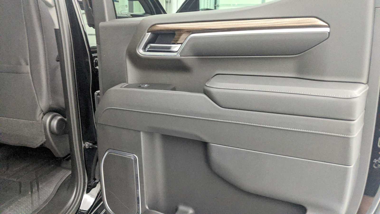 2026 Chevrolet Silverado 1500 RST - Photo 30