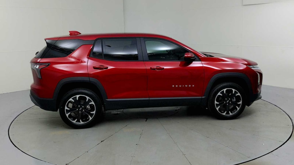 New 2026 Chevrolet Equinox LT SUV