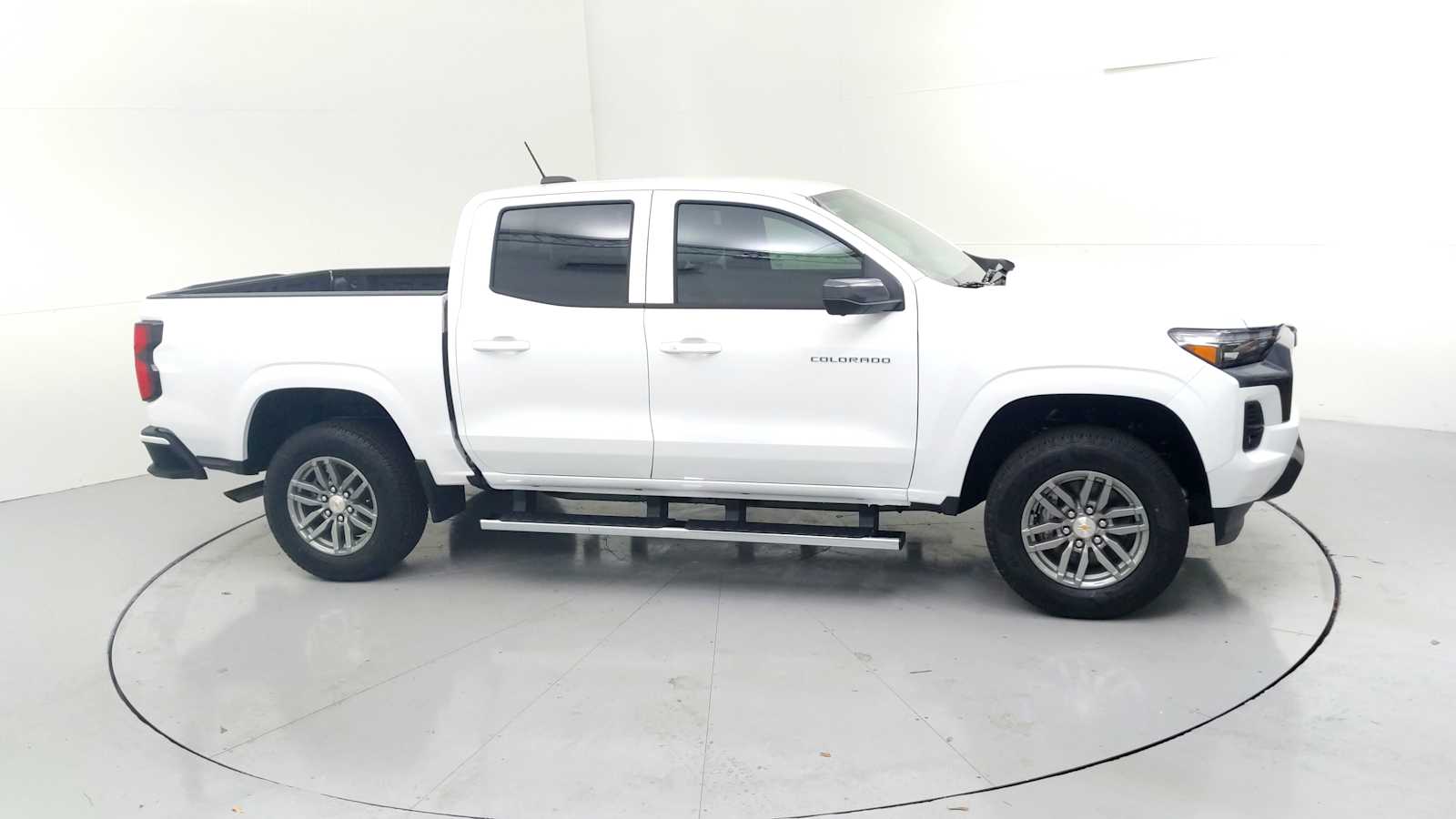 2026 Chevrolet Colorado LT - Photo 12