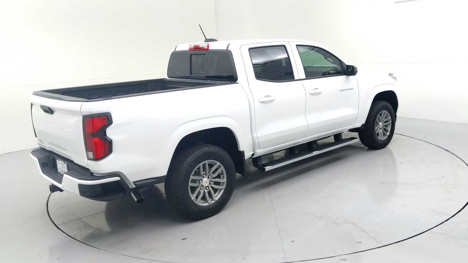2026 Chevrolet Colorado LT - Photo 10