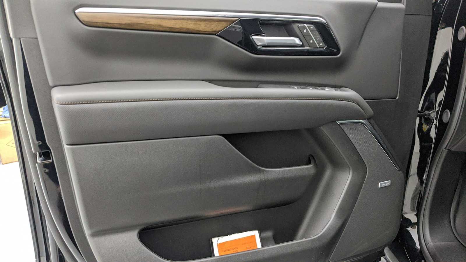 2026 Chevrolet Suburban High Country - Photo 22