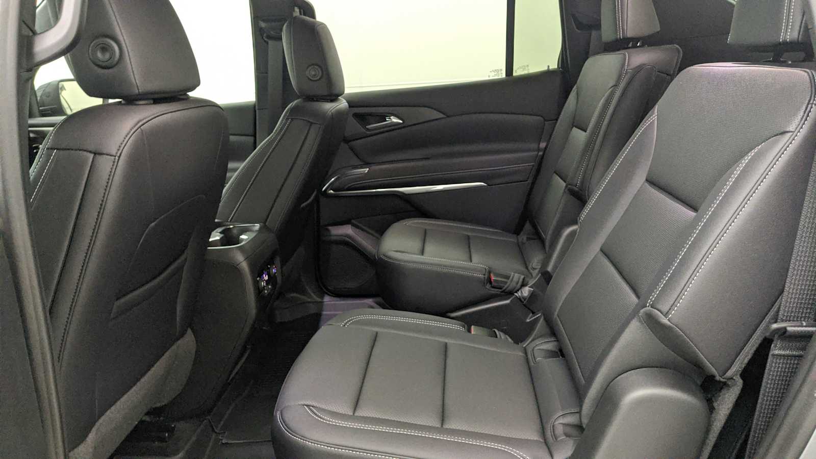 2026 Chevrolet Traverse LT - Photo 23