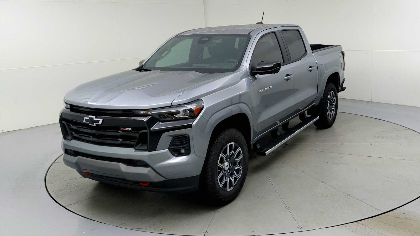 2025 Chevrolet Colorado Z71 photo 4
