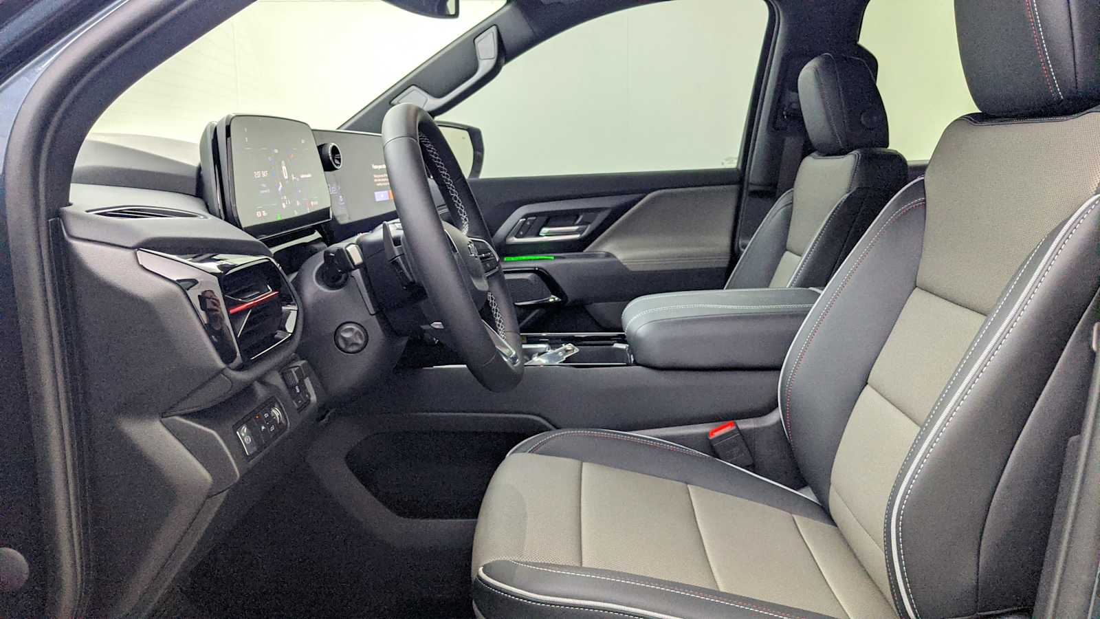 2026 Chevrolet Silverado EV Trail Boss - Photo 14