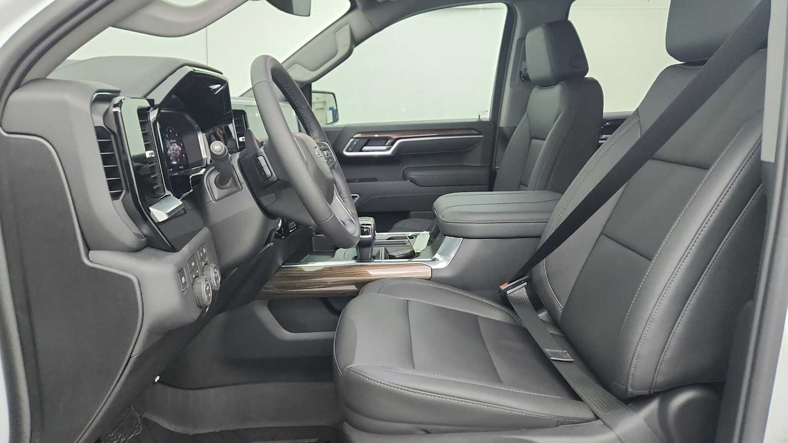 2026 Chevrolet Silverado 1500 RST - Photo 12