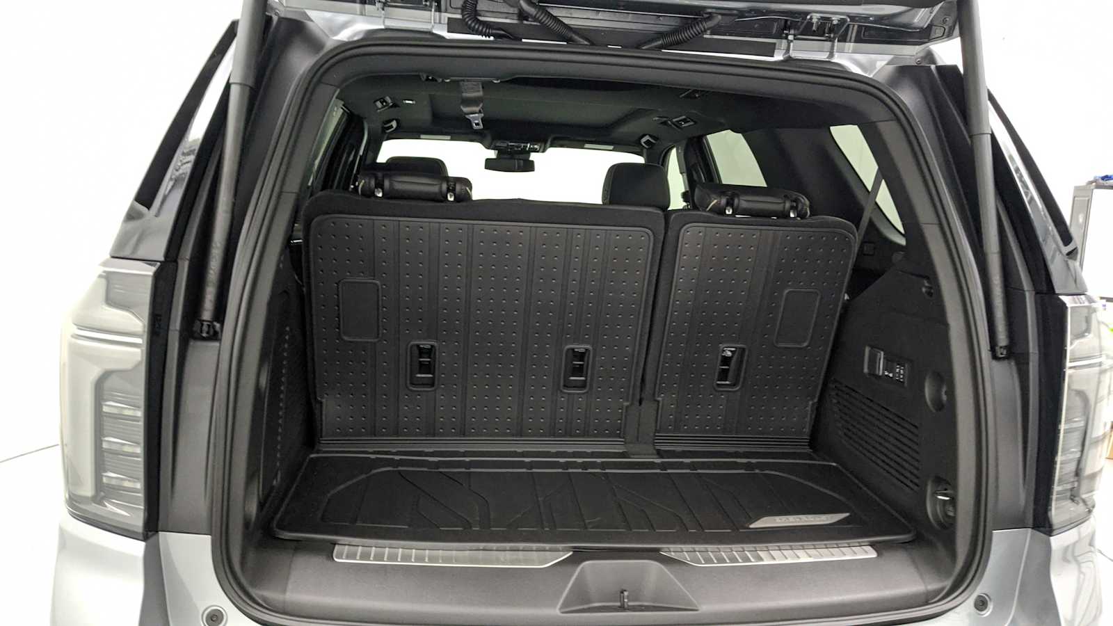 2026 Chevrolet Tahoe Premier - Photo 26