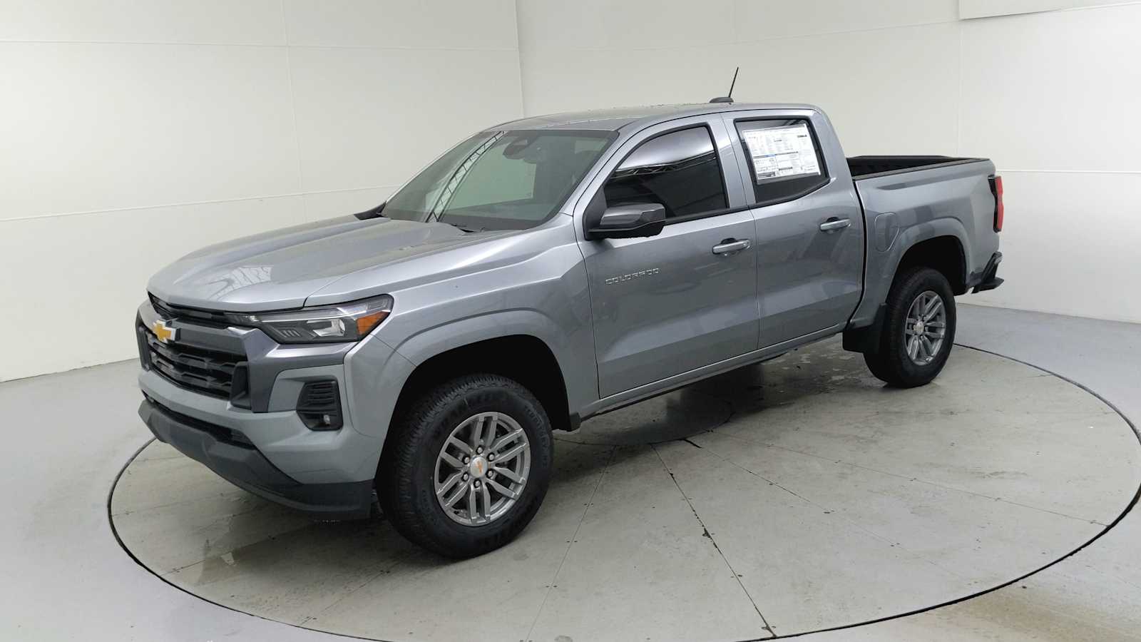 2026 Chevrolet Colorado LT photo 4