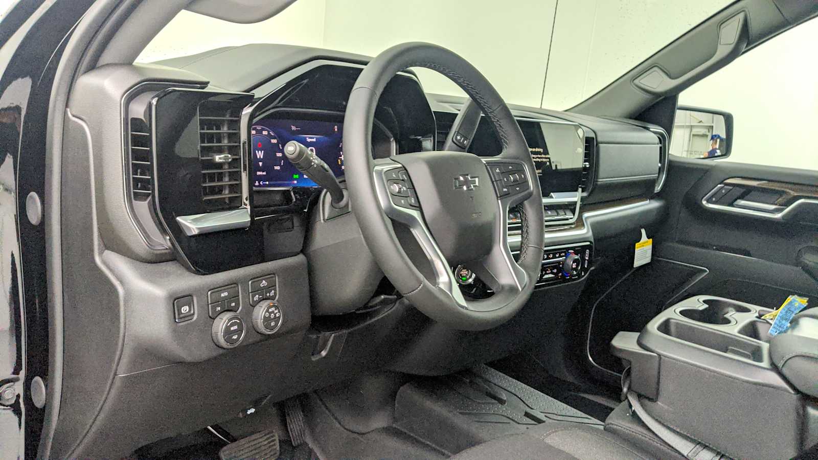2026 Chevrolet Silverado 1500 RST - Photo 13