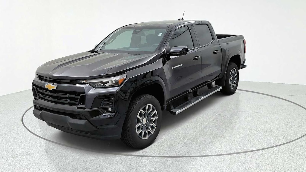 Used 2024 Chevrolet Colorado LT Truck Crew Cab