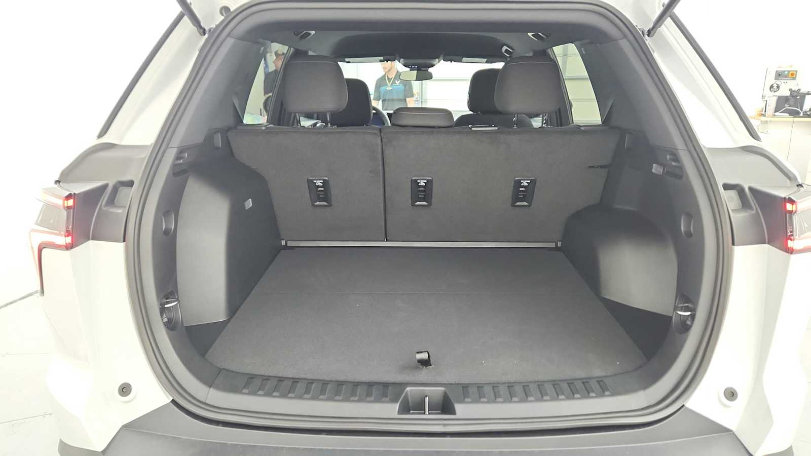 2027 Chevrolet Equinox LT - Photo 24