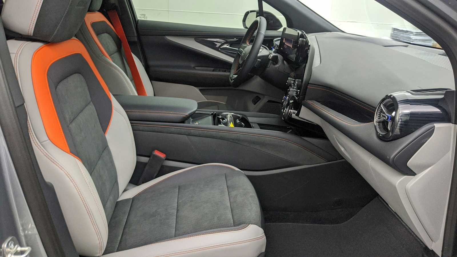 2026 Chevrolet Blazer EV SS - Photo 27