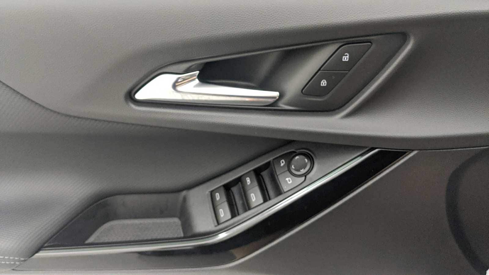 2026 Chevrolet Equinox LT - Photo 20