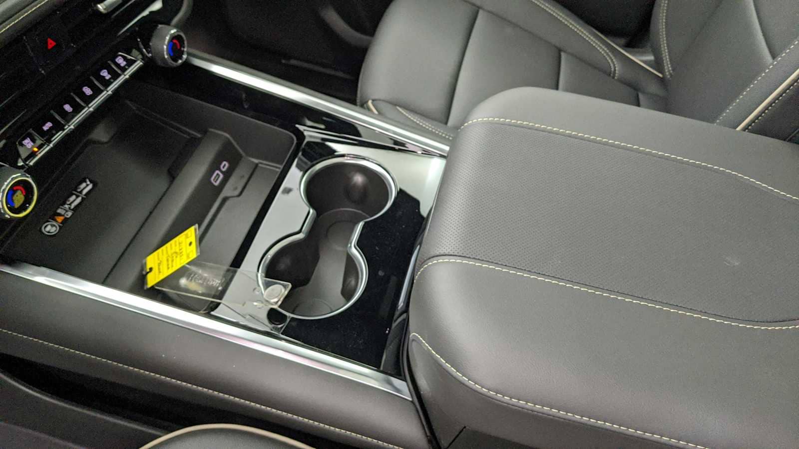 2026 Chevrolet Tahoe Premier - Photo 17