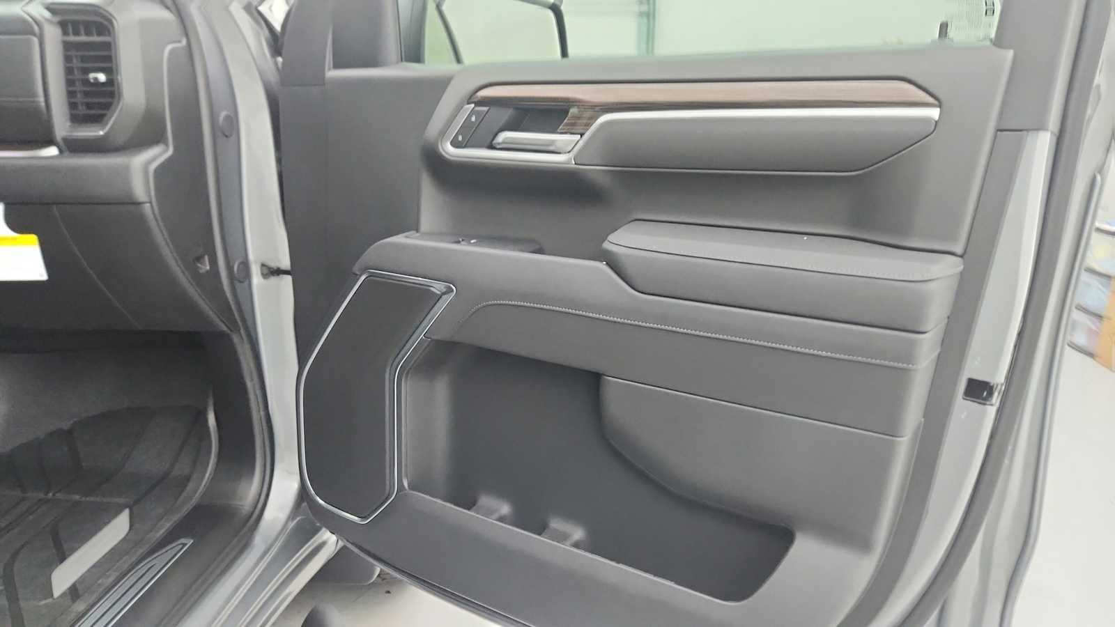 2026 Chevrolet Silverado 1500 RST - Photo 26