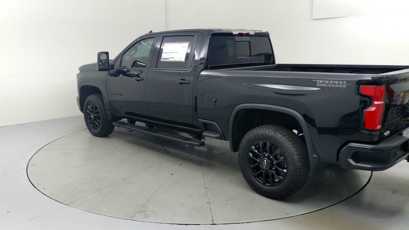 2026 Chevrolet Silverado 2500 HD LTZ - Photo 7