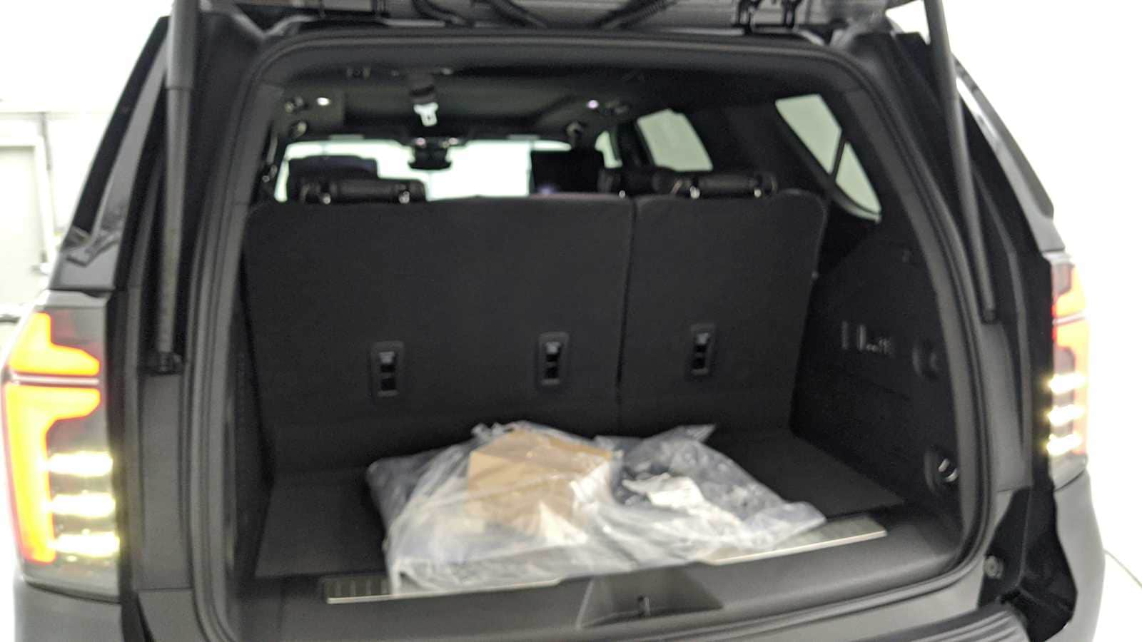 2026 Chevrolet Tahoe Premier - Photo 27
