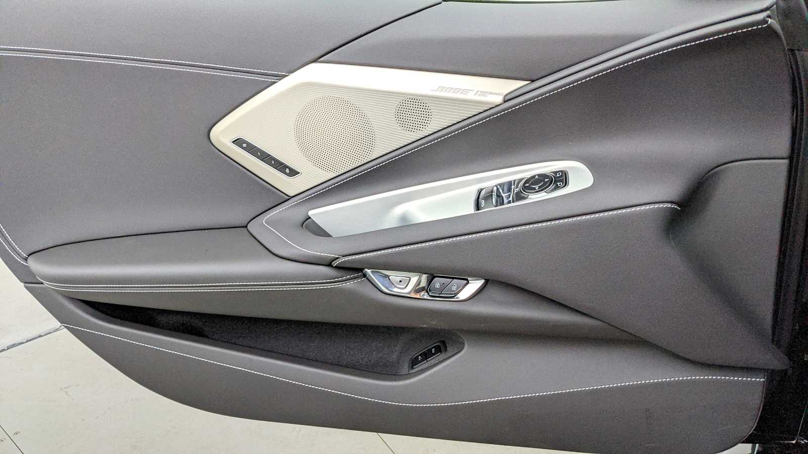 2025 Chevrolet Corvette 2LZ - Photo 25