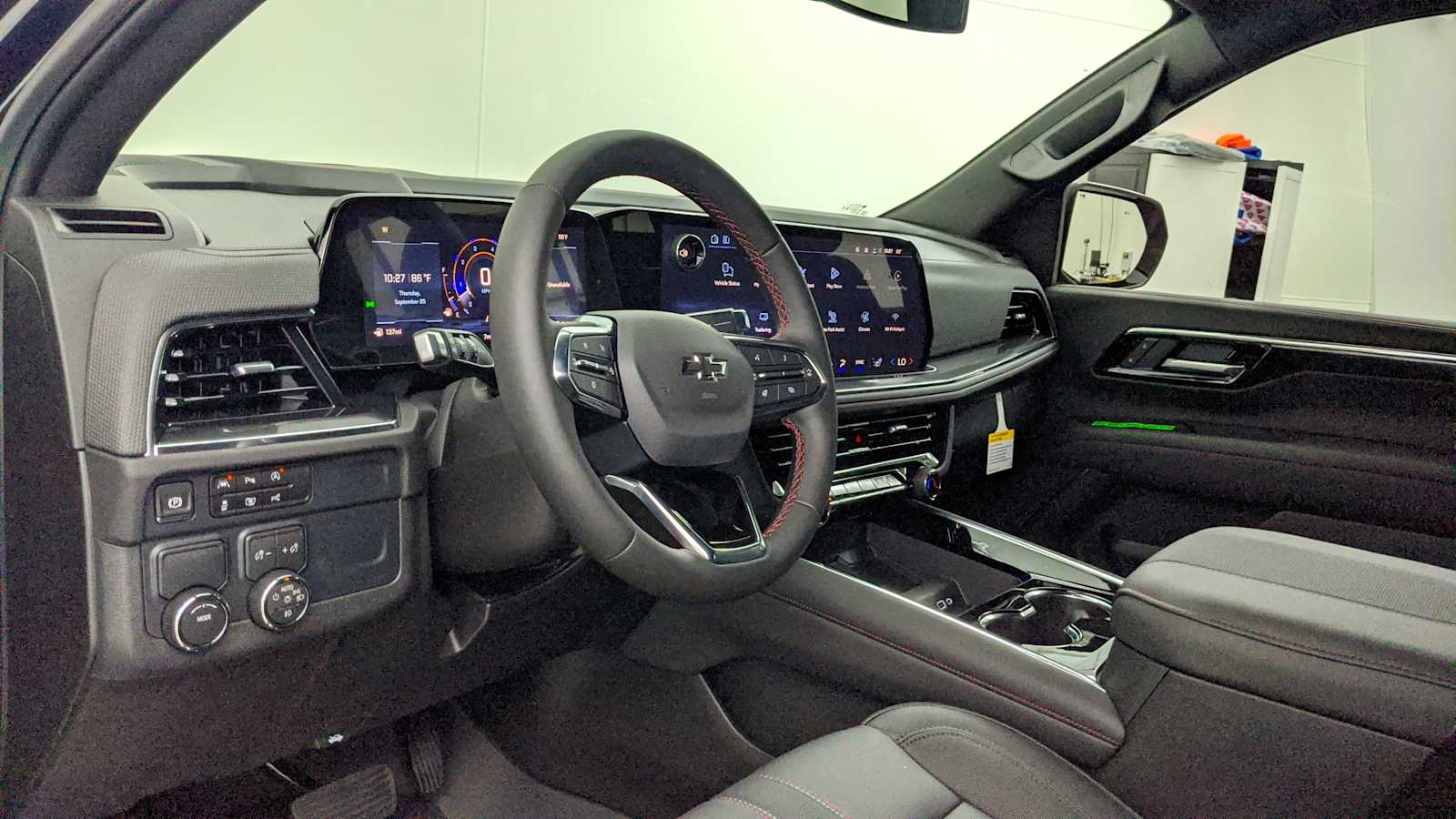 2026 Chevrolet Suburban RST's photo