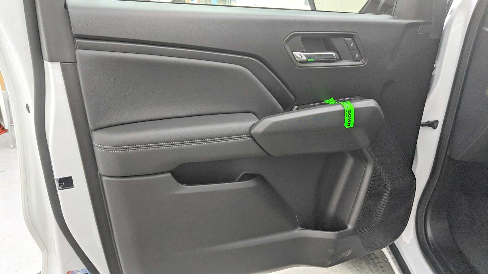 2025 Chevrolet Colorado LT - Photo 23