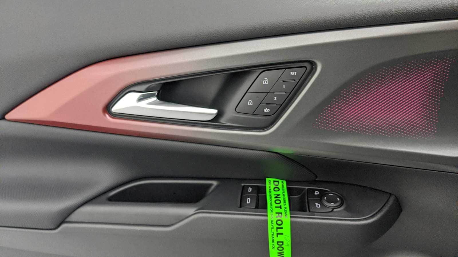 2026 Chevrolet Equinox EV RS - Photo 21