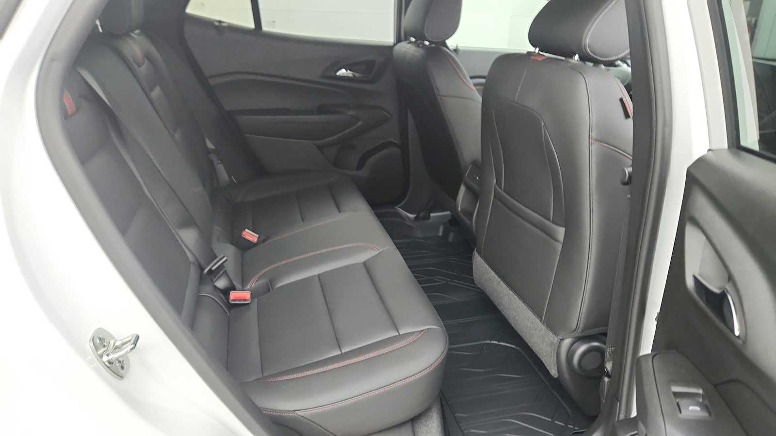 2026 Chevrolet Trax RS - Photo 28