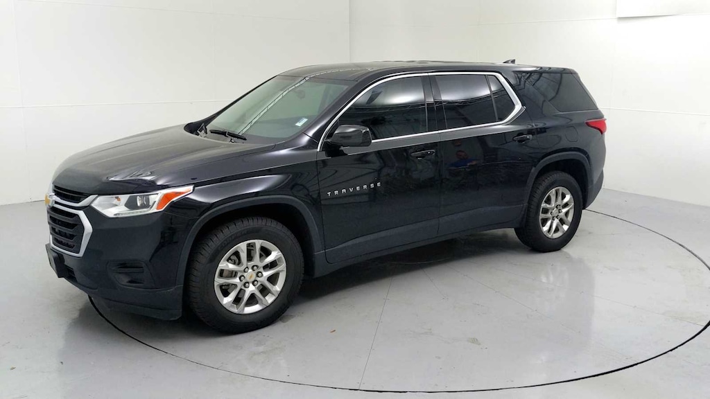 Used 2020 Chevrolet Traverse LS SUV