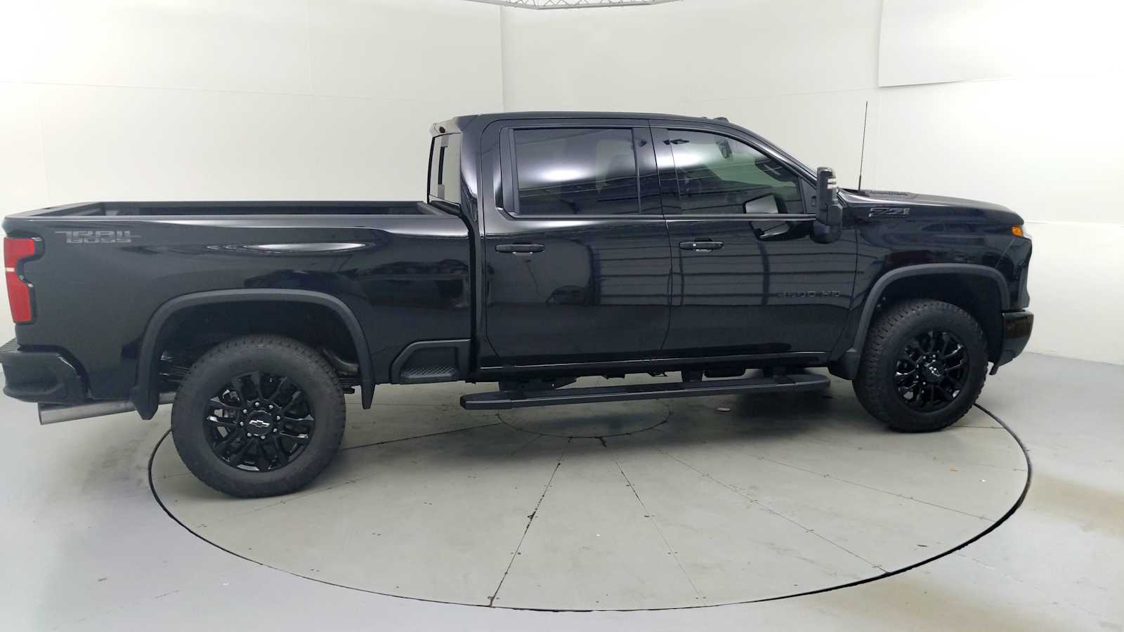 2026 Chevrolet Silverado 2500 HD LTZ - Photo 11