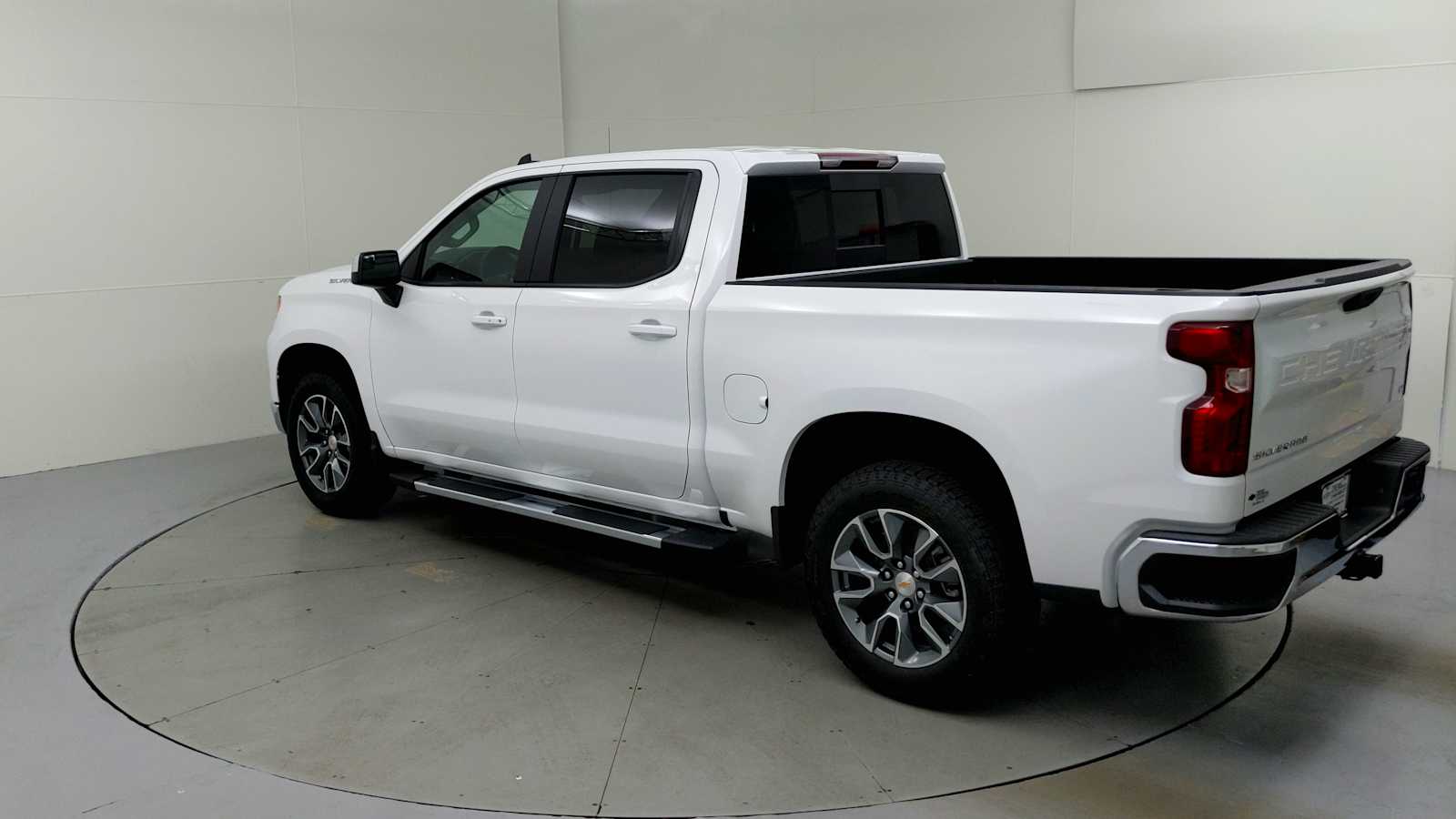 2026 Chevrolet Silverado 1500 LT - Photo 7