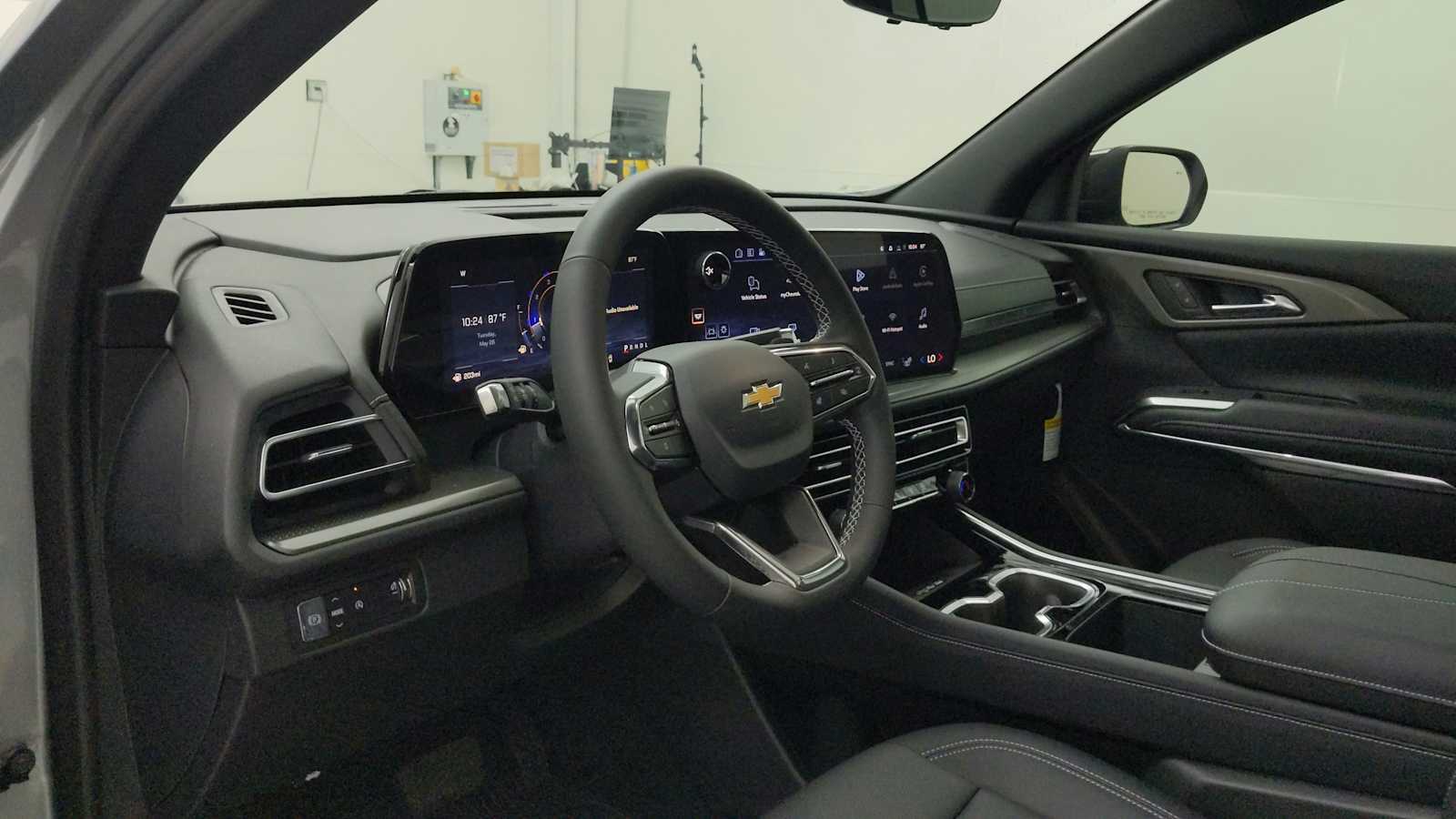 2026 Chevrolet Traverse LT - Photo 11