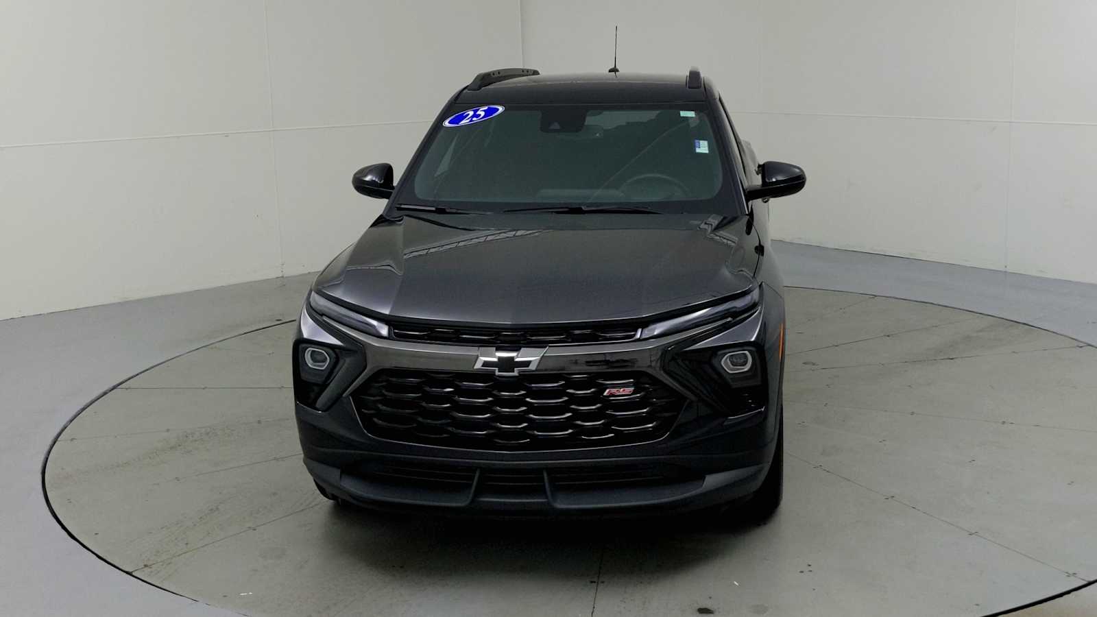 2025 Chevrolet Trailblazer RS photo 2